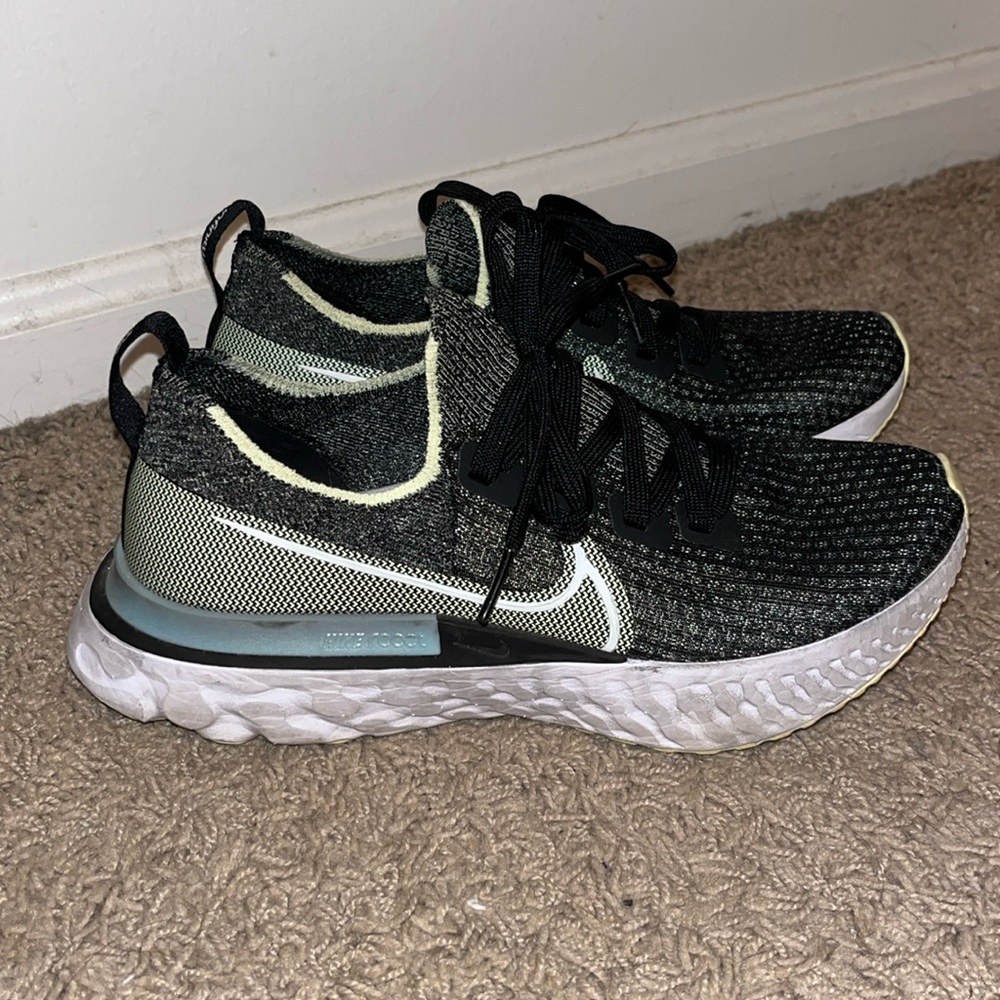 Women’s Nike Infinity Reacts